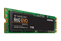 SSD 860 EVO m.2 1TB 本体斜め2