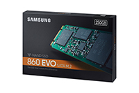 SSD 860 EVO m.2 250GB パッケージ斜め