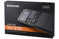 960 EVO M.2 パッケージ斜め